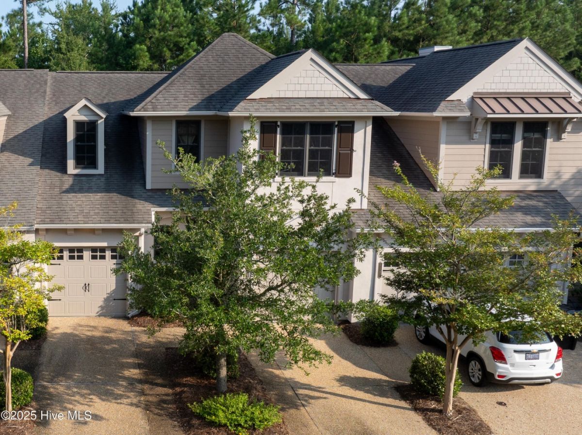 1184 Evangeline Drive