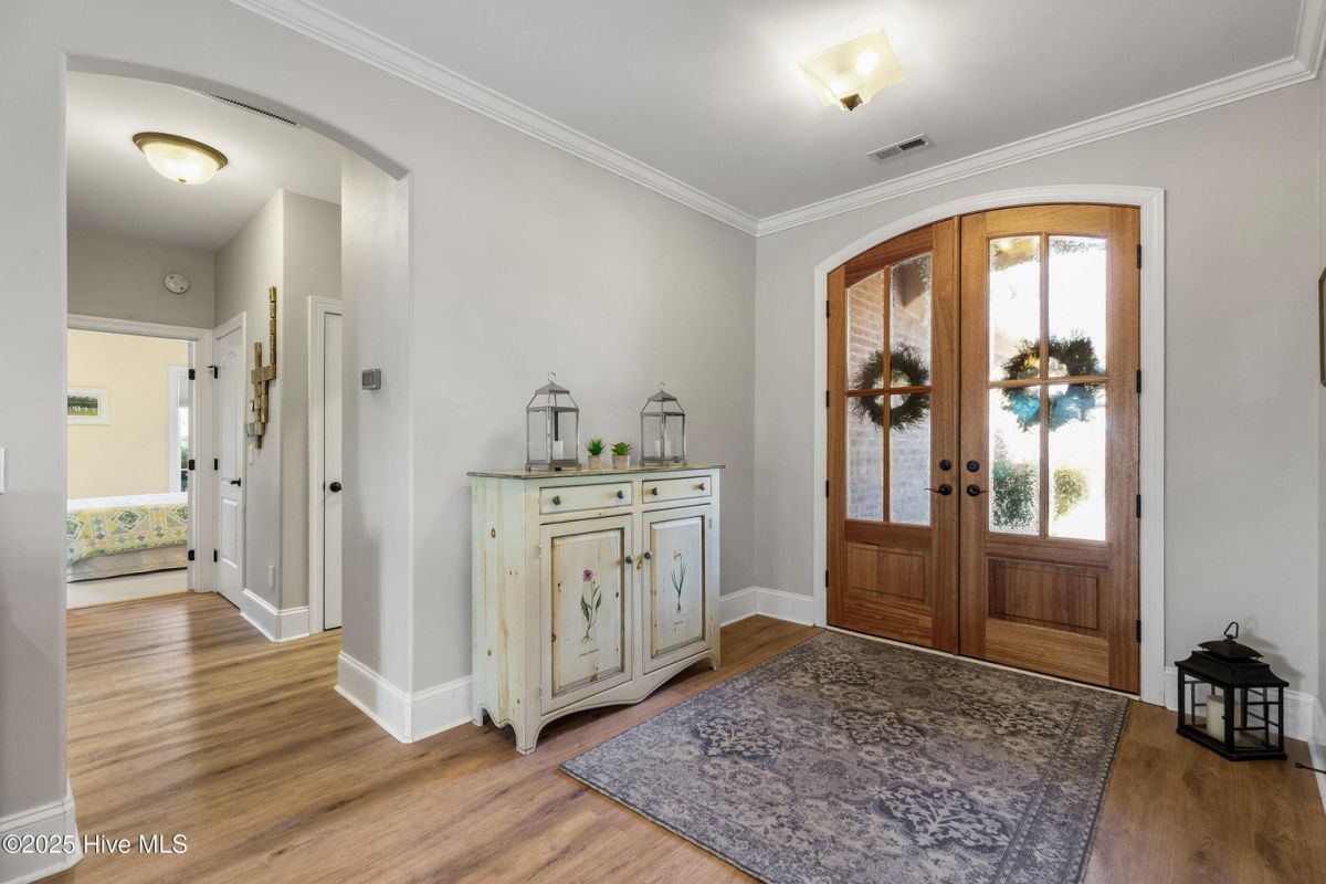 2385 Sugargrove Trail