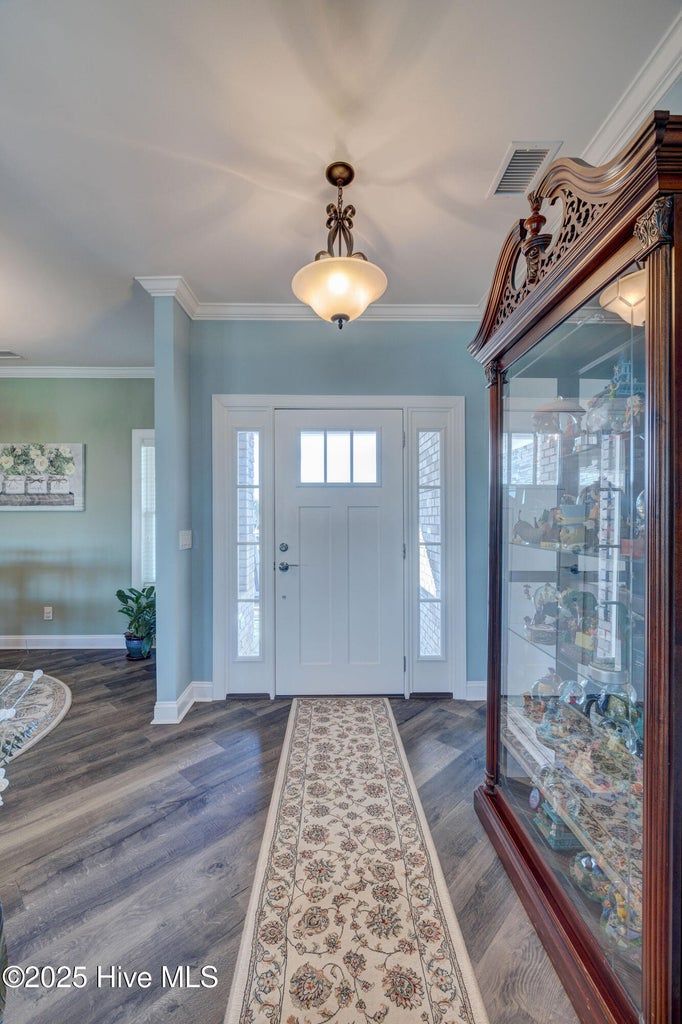 1304 Wingfield Court