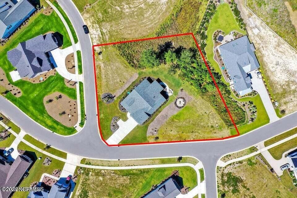 8622 Piney Hollow Court