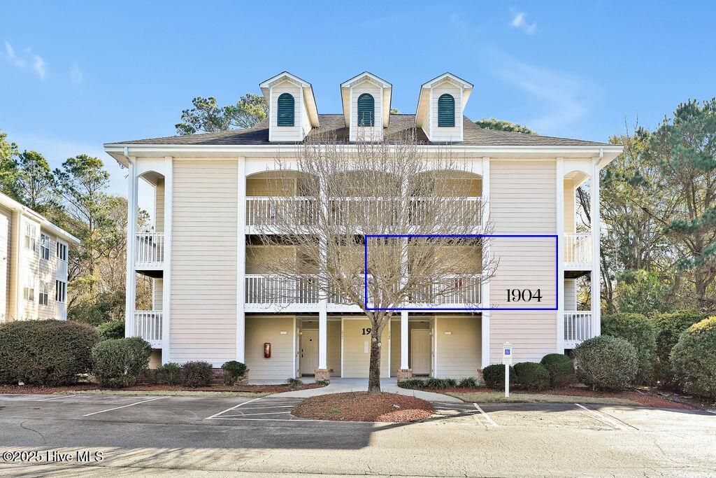 3350 Club Villas Drive