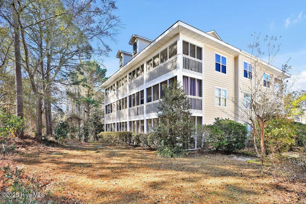 3350 Club Villas Drive