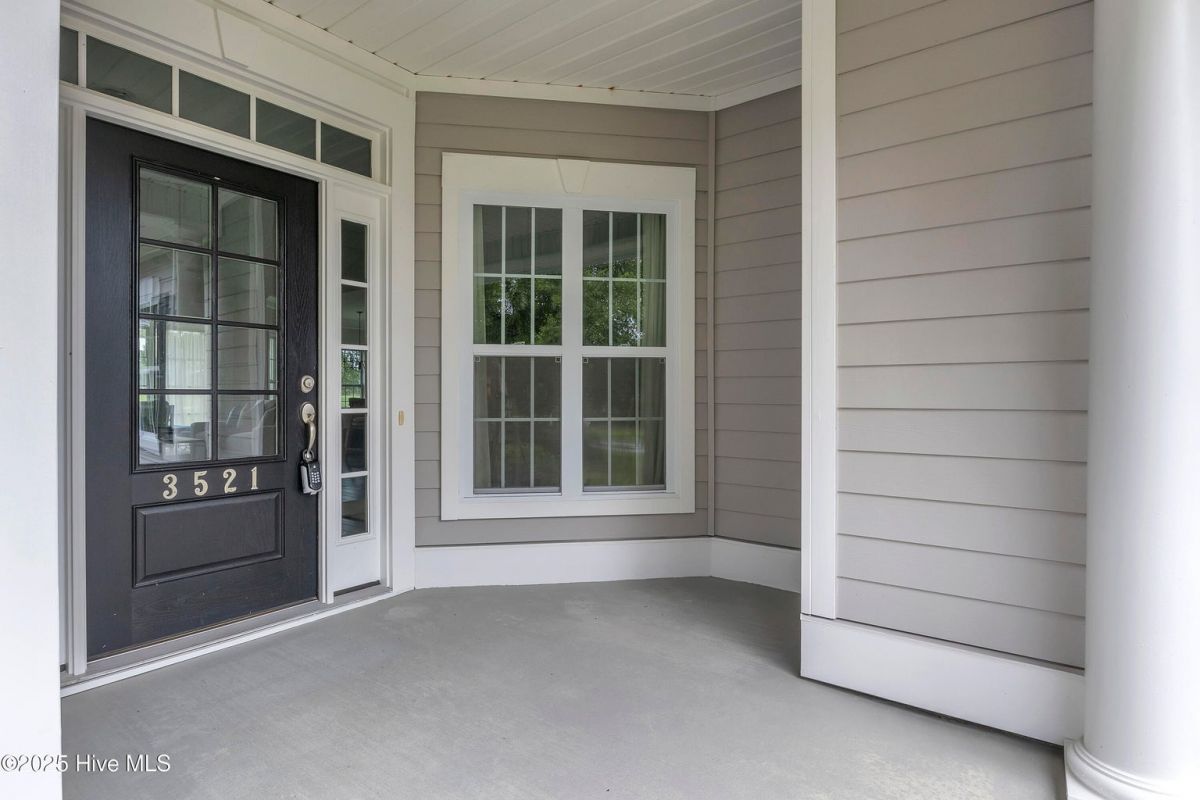 3521 Sanderling Drive