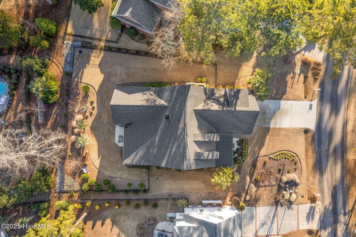 2793 Oakbluff Circle