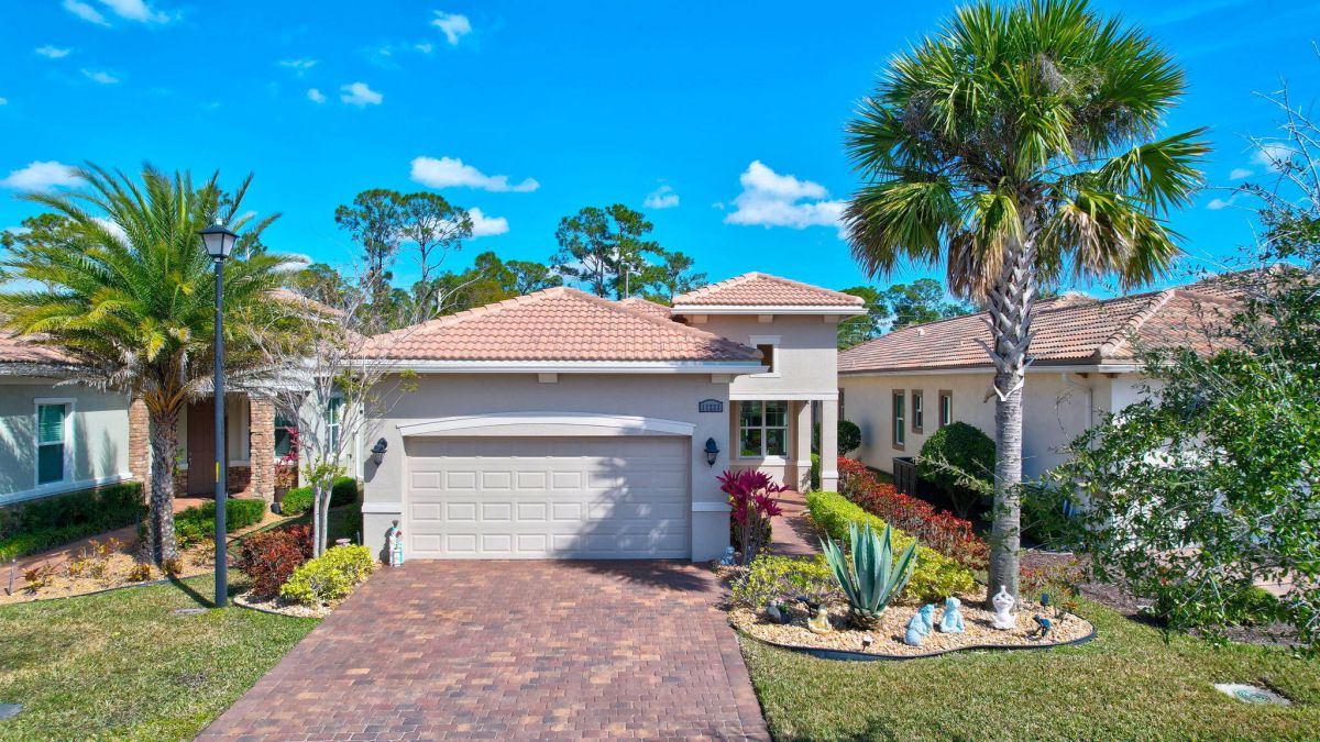 11233 Visconti Way