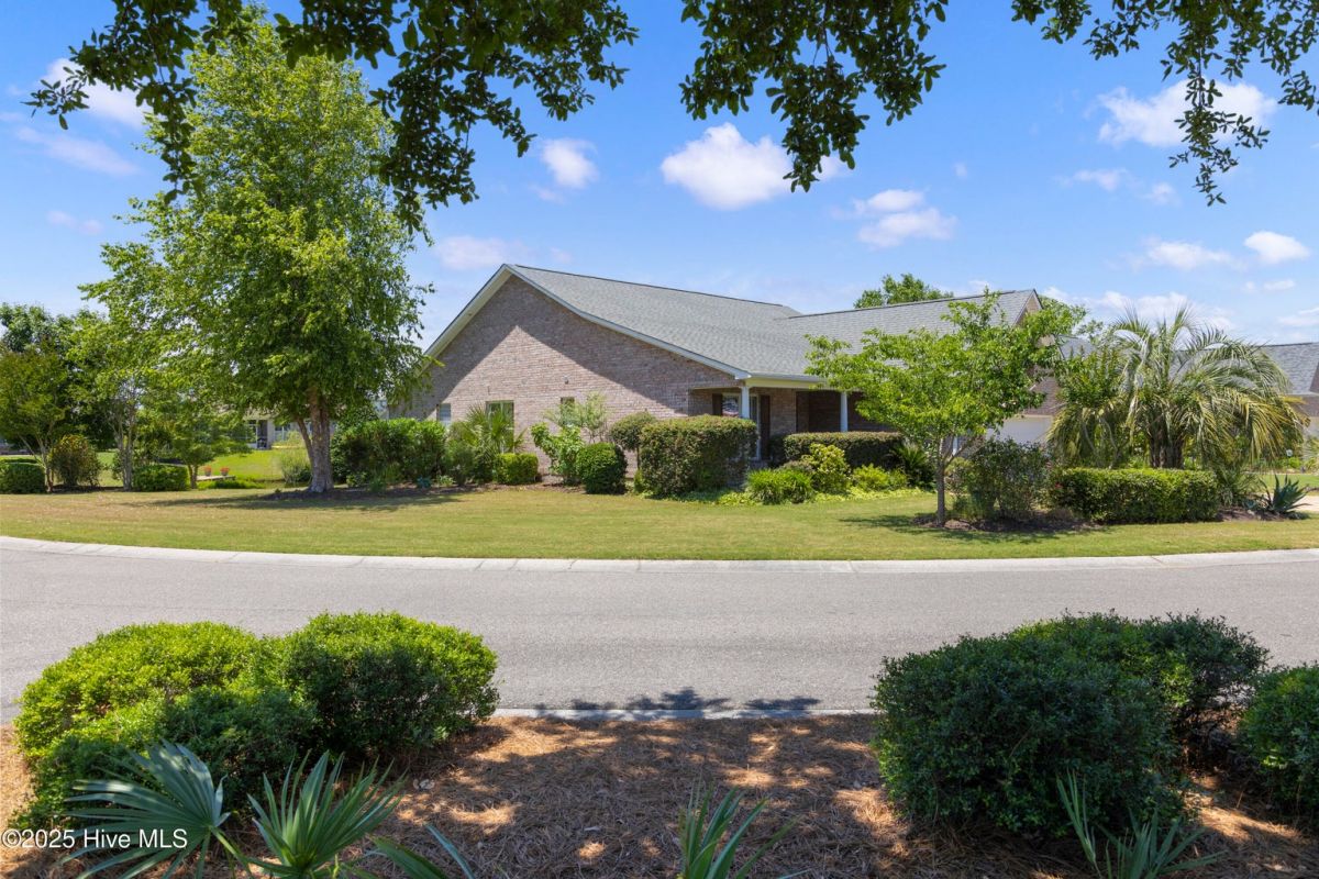 1243 Nightingale Court