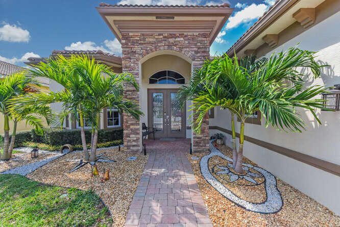 10268 Visconti Way