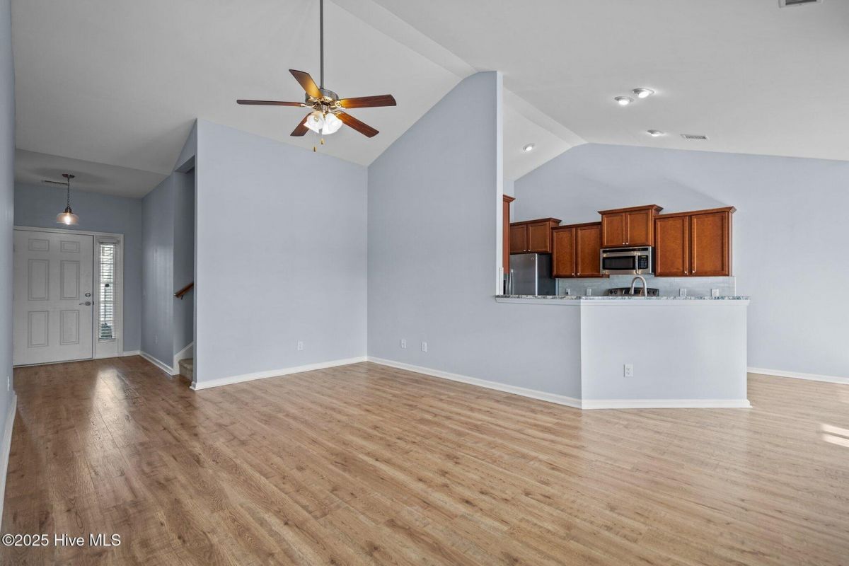 7 Coffee Mill Creek Lane