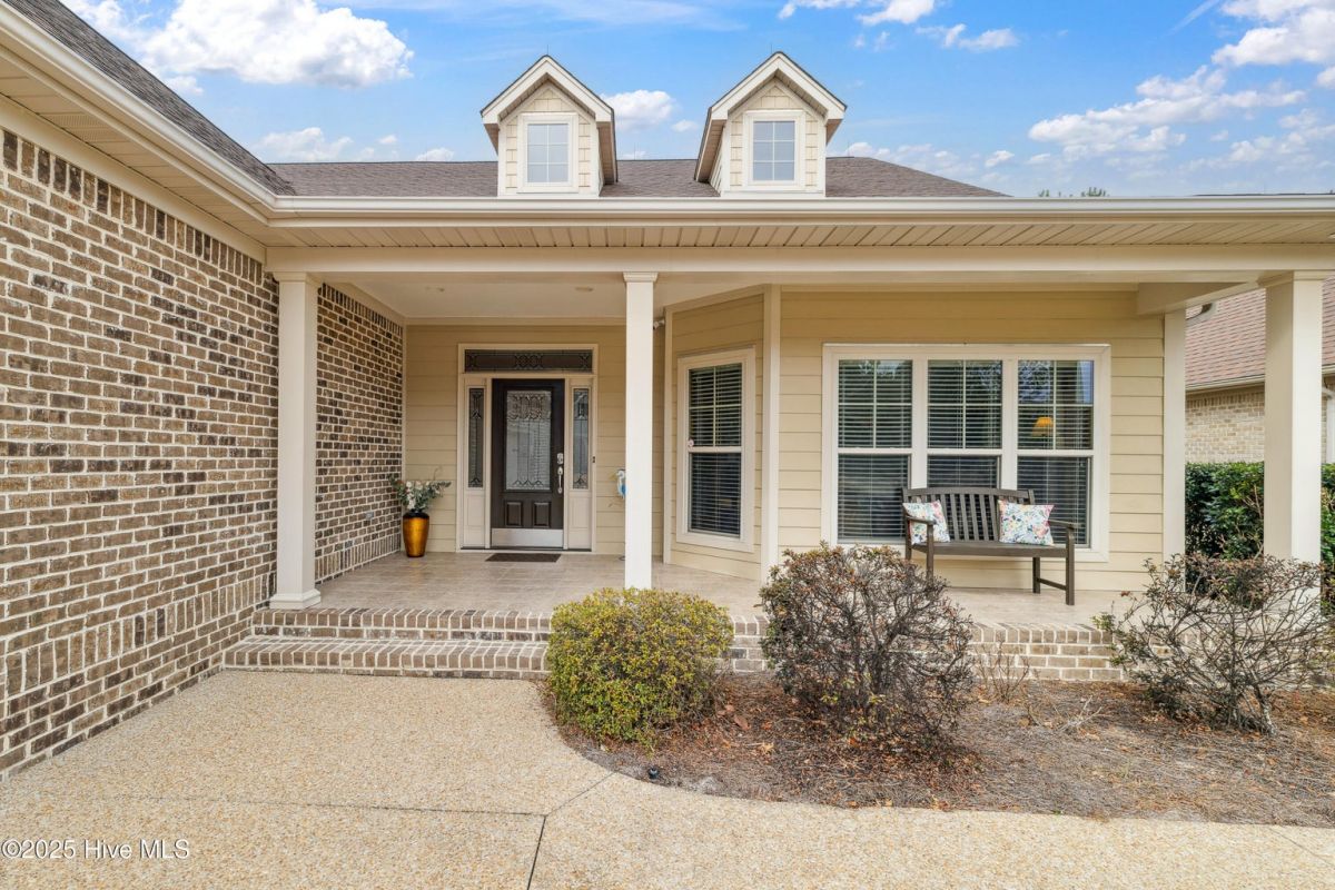 1119 Evangeline Drive