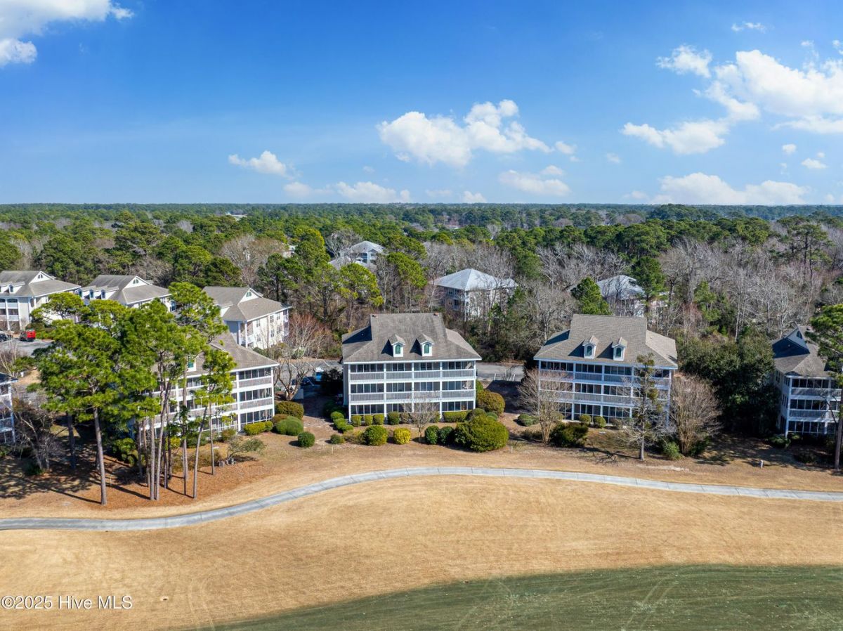 3350 Club Villas Drive