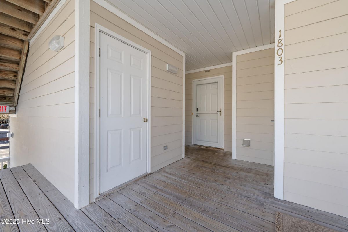 3350 Club Villas Drive