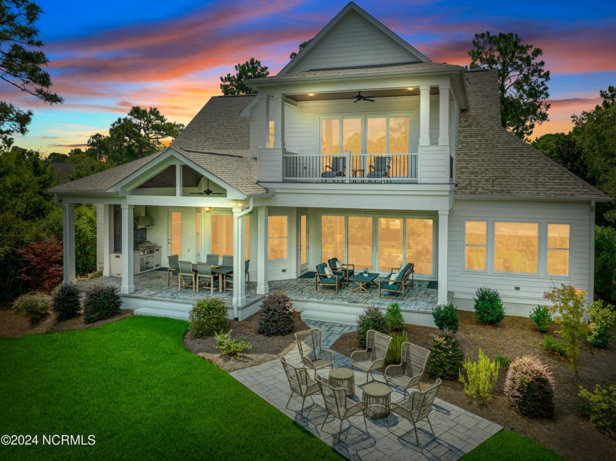 3904 Marshfield Drive