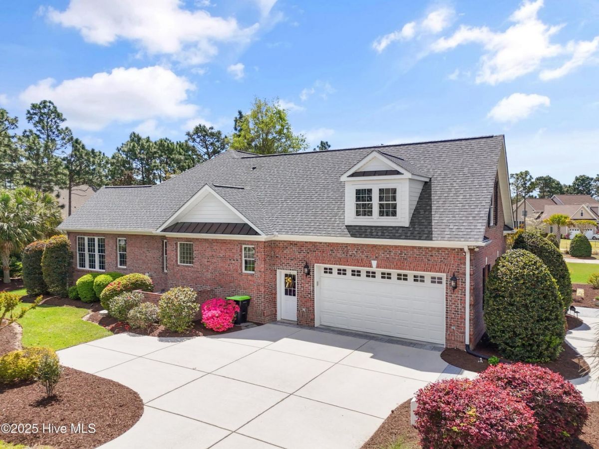 2702 Scarborough Way