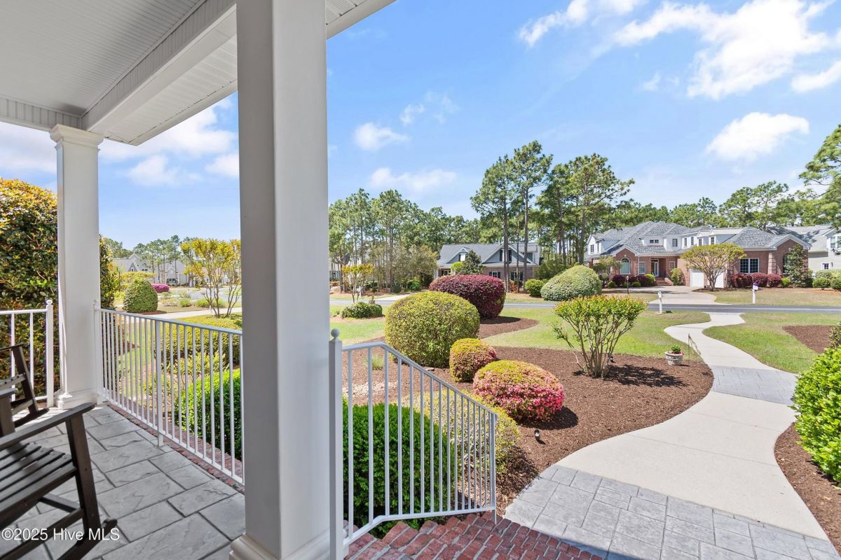 2702 Scarborough Way