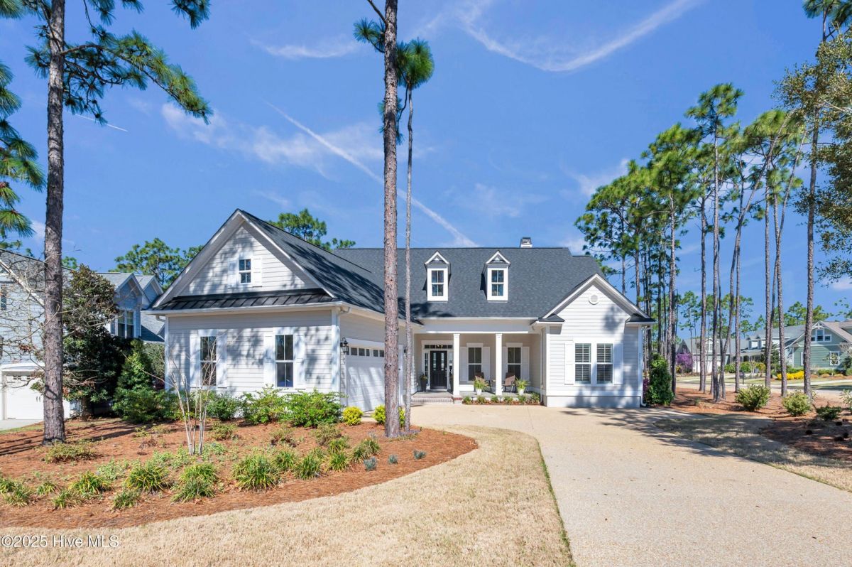 2742 Parkridge Drive