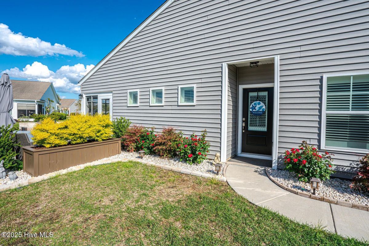 1055 Chadsey Lake Drive