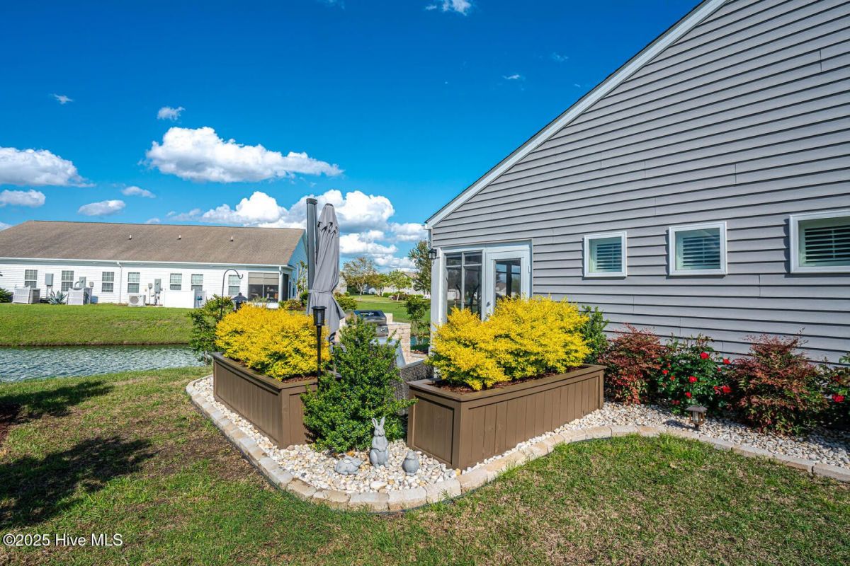 1055 Chadsey Lake Drive