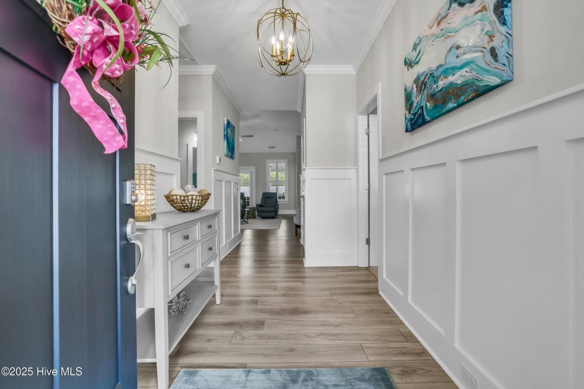 7016 Bonaventure Street