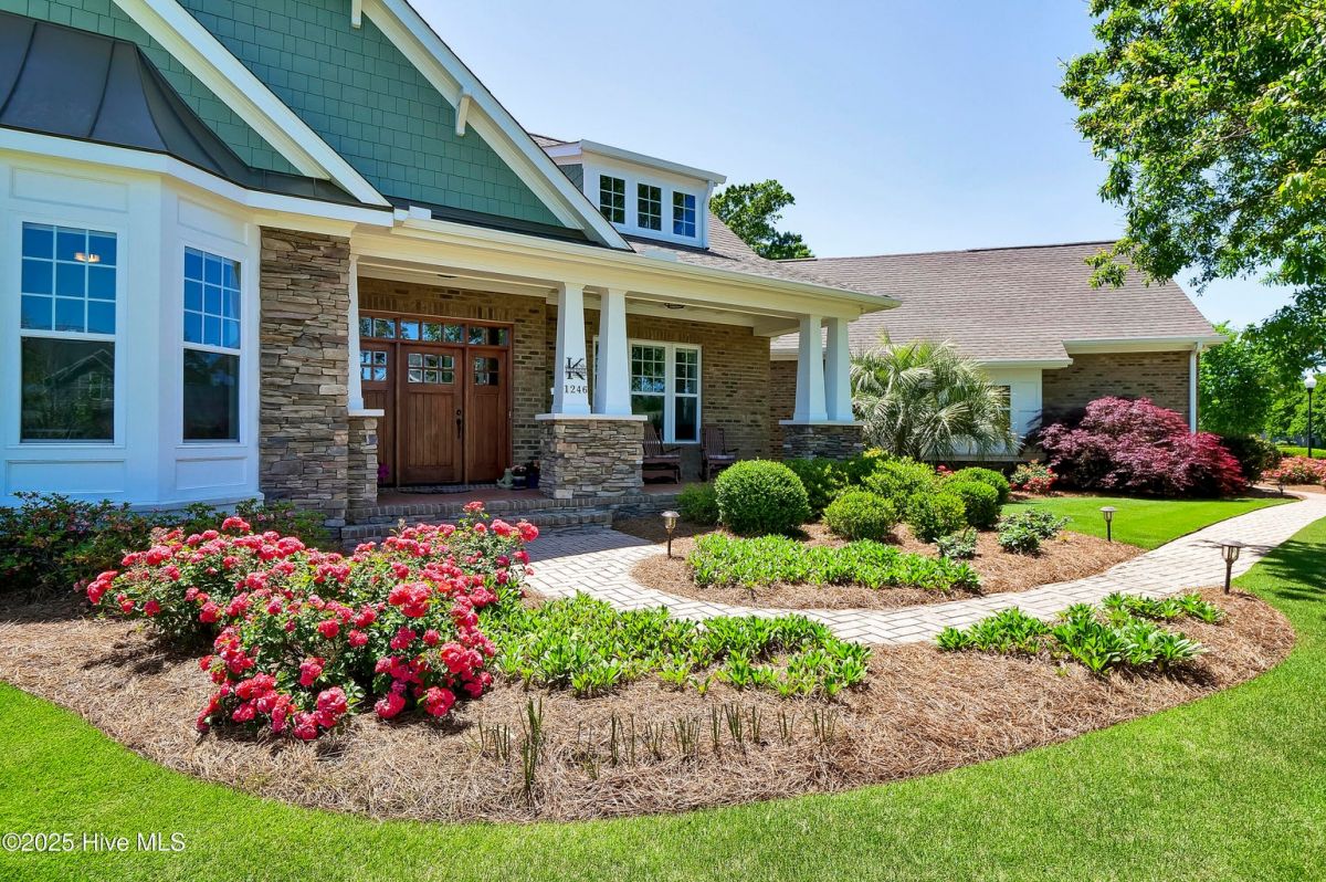 1246 Wood Lily Circle