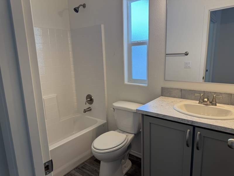 4470 E. Vegas Valley Dr. #112