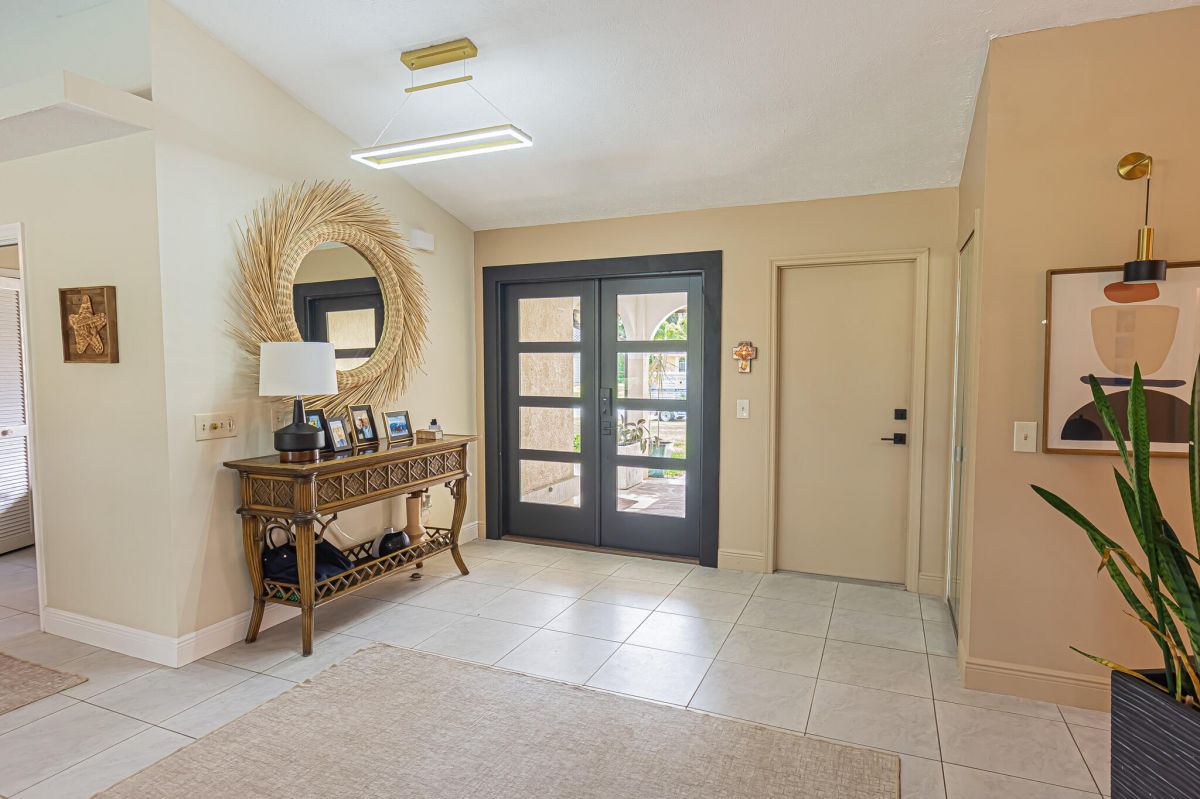 1333 Cedar Cove