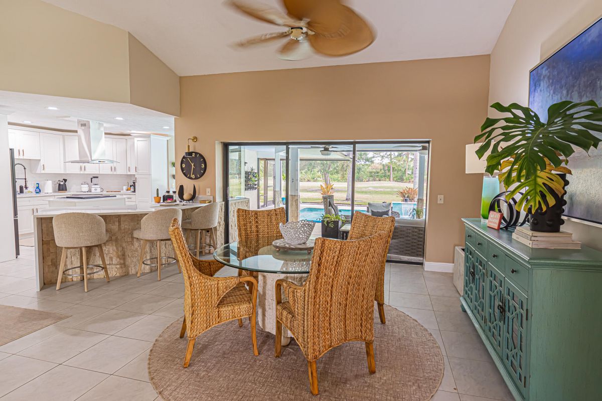 1333 Cedar Cove