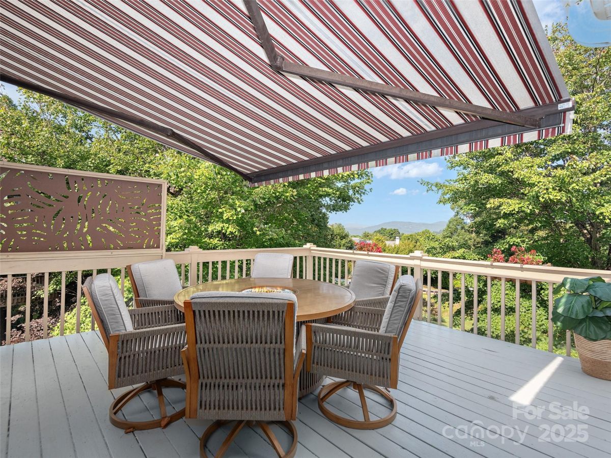 105 Valley Hill Drive