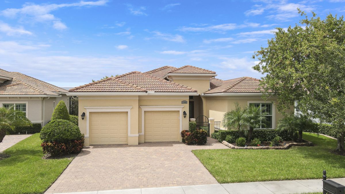17009 Sapri Way