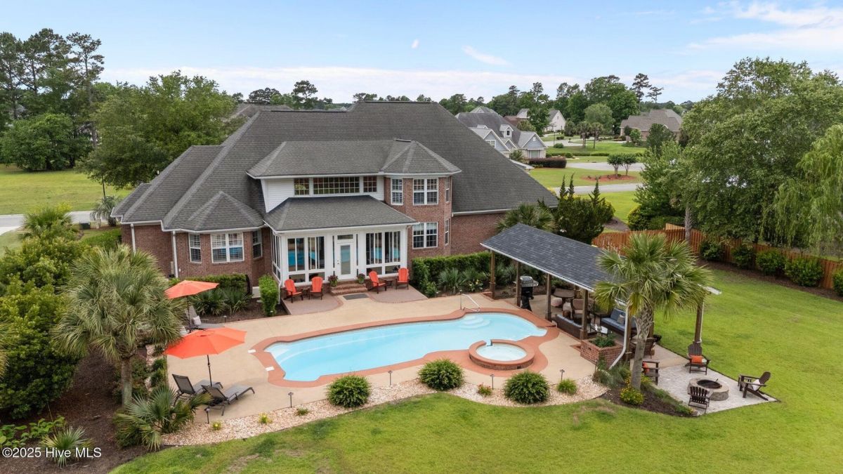 1206 Regalia Lane