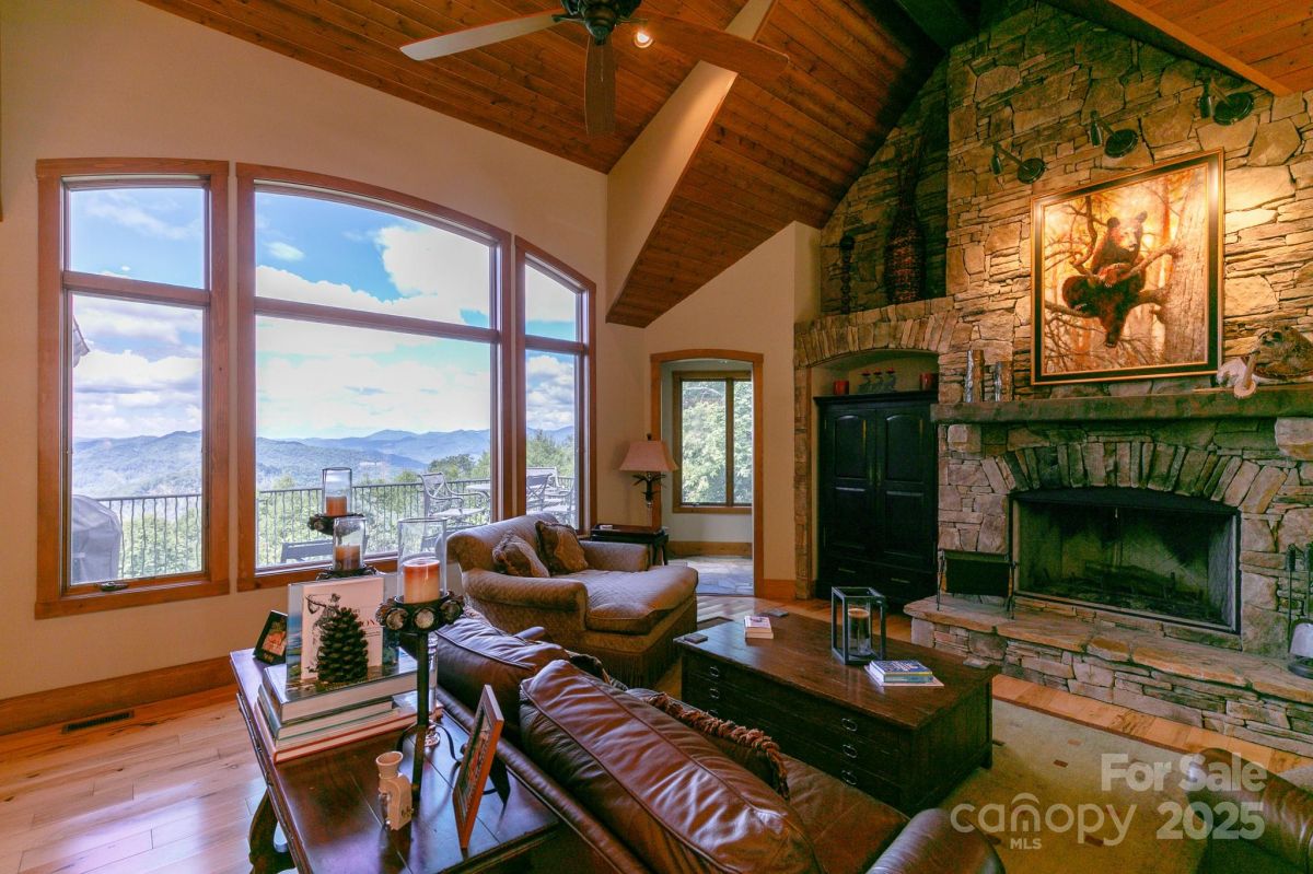 105 Rocky Knob Road