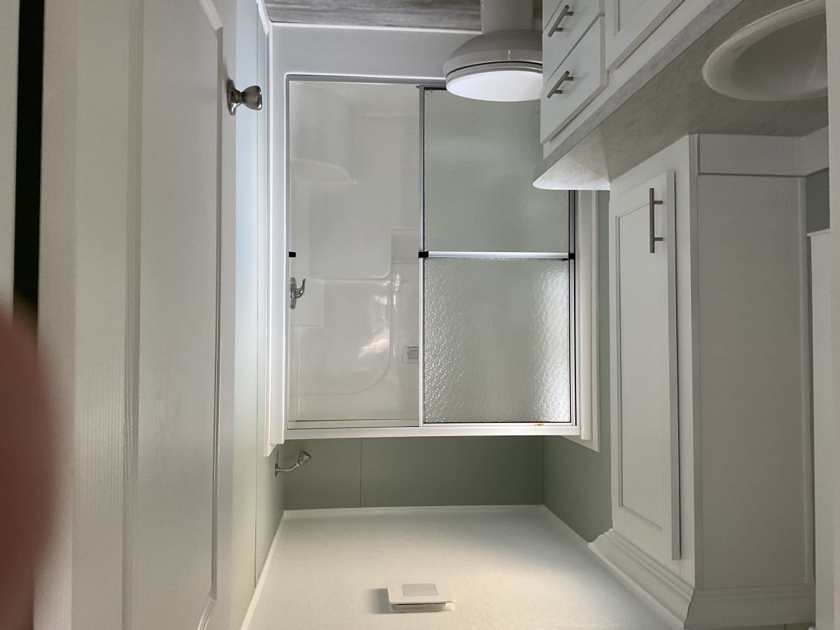 15637 LAKESHORE VILLA LOOP