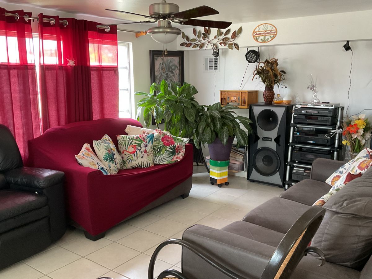 3901 Bahia Vista St. #616