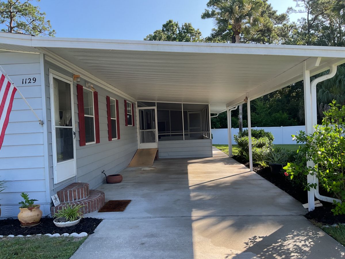 1129 Avienda Del Toro