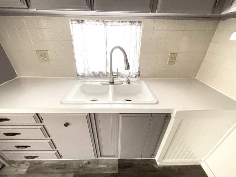 305 S. Val Vista Drive #207