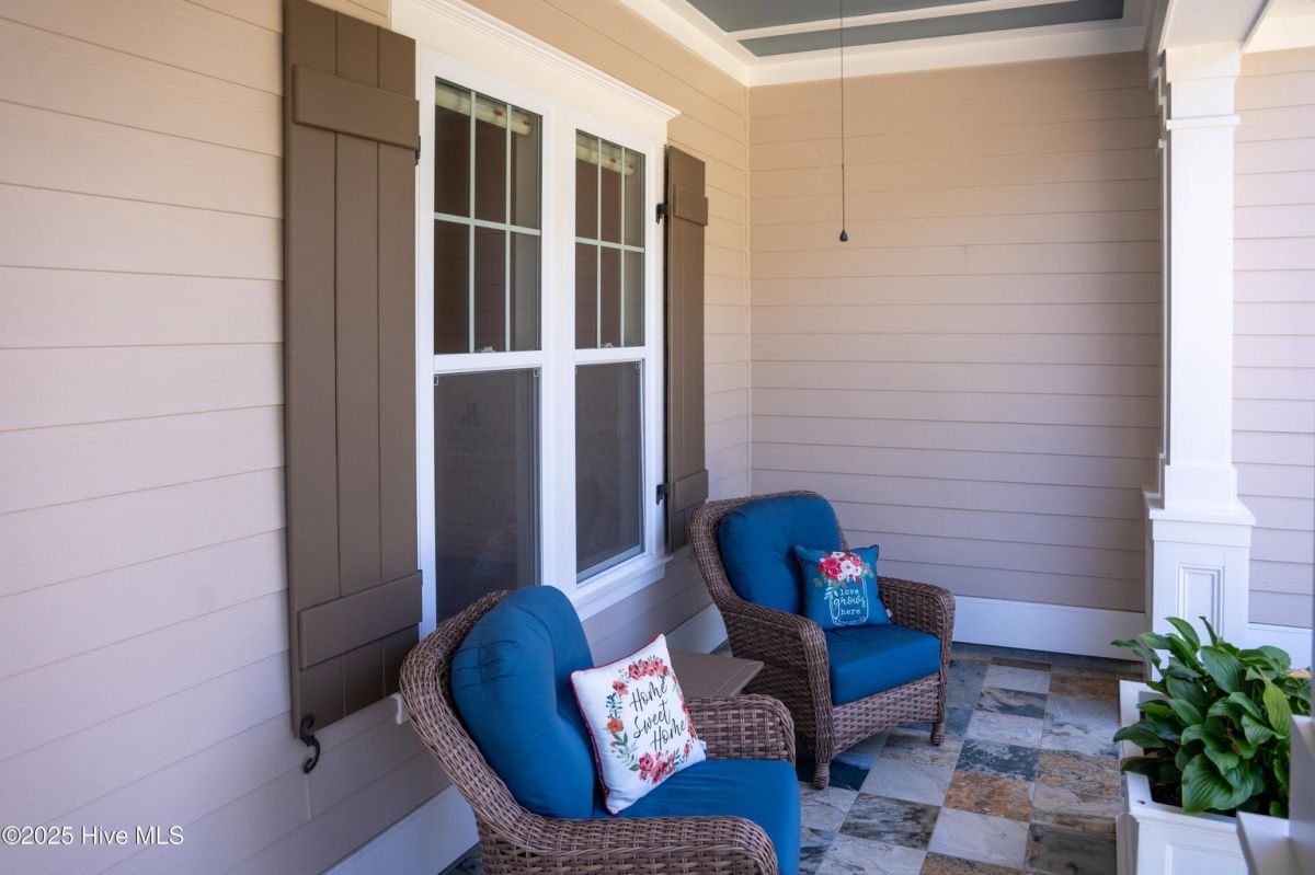 2574 Parkridge Drive