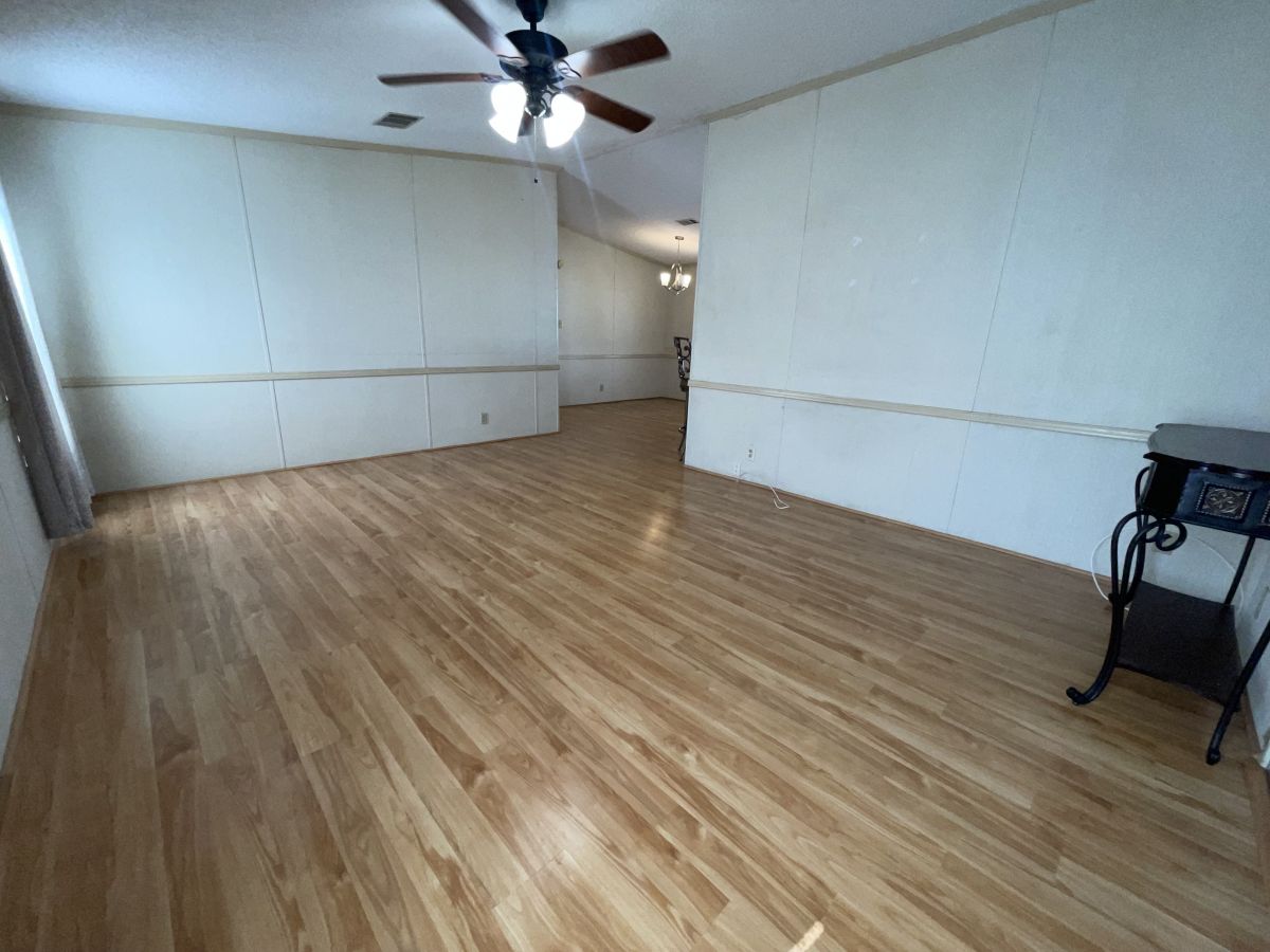 3000 US HWY 17/92 W, LOT #123