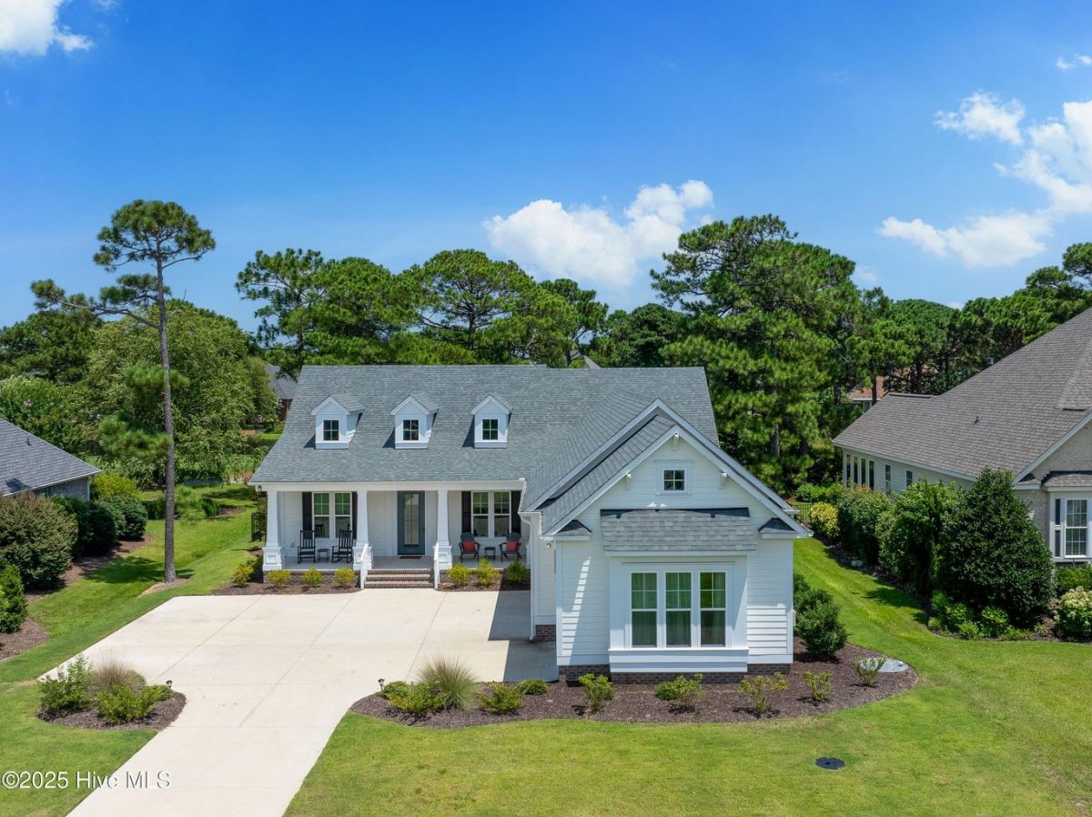 2805 Inverness Circle