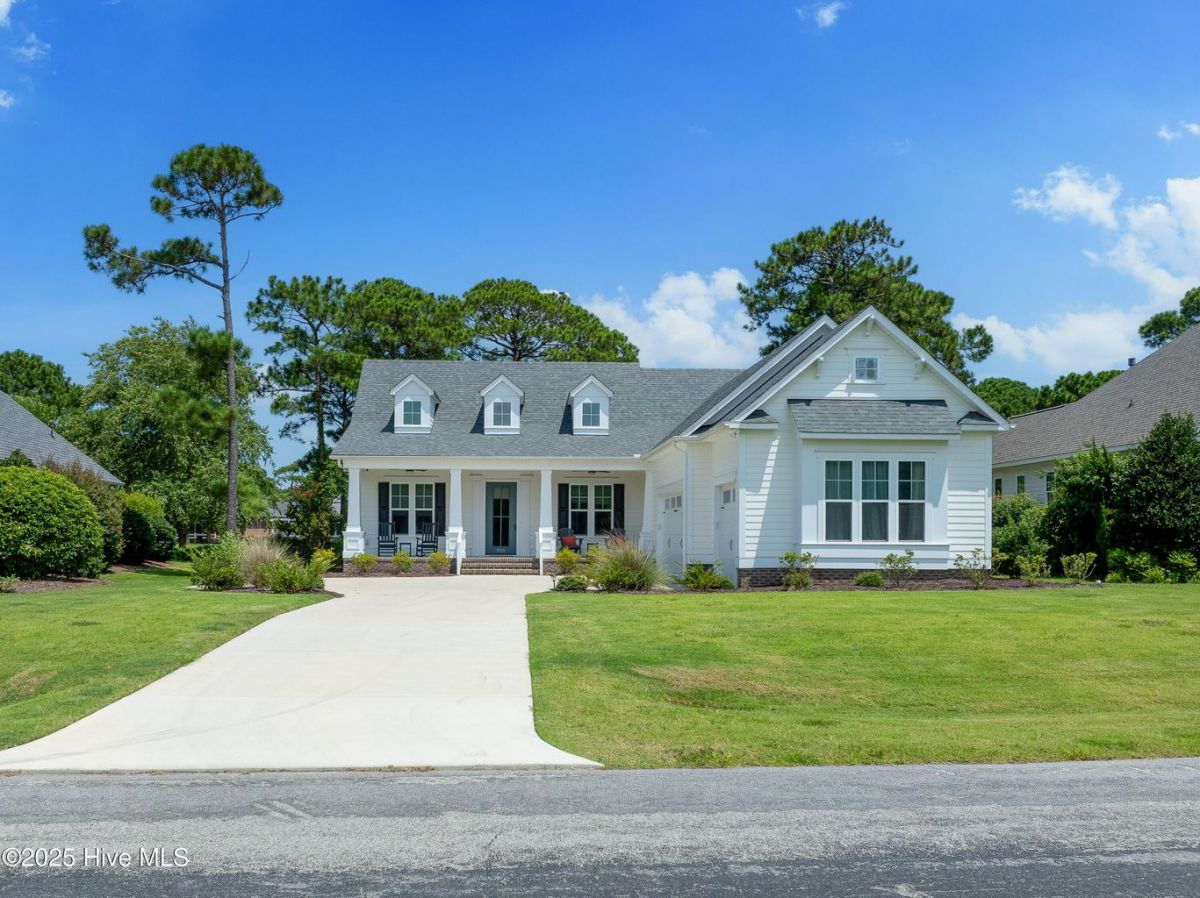 2805 Inverness Circle