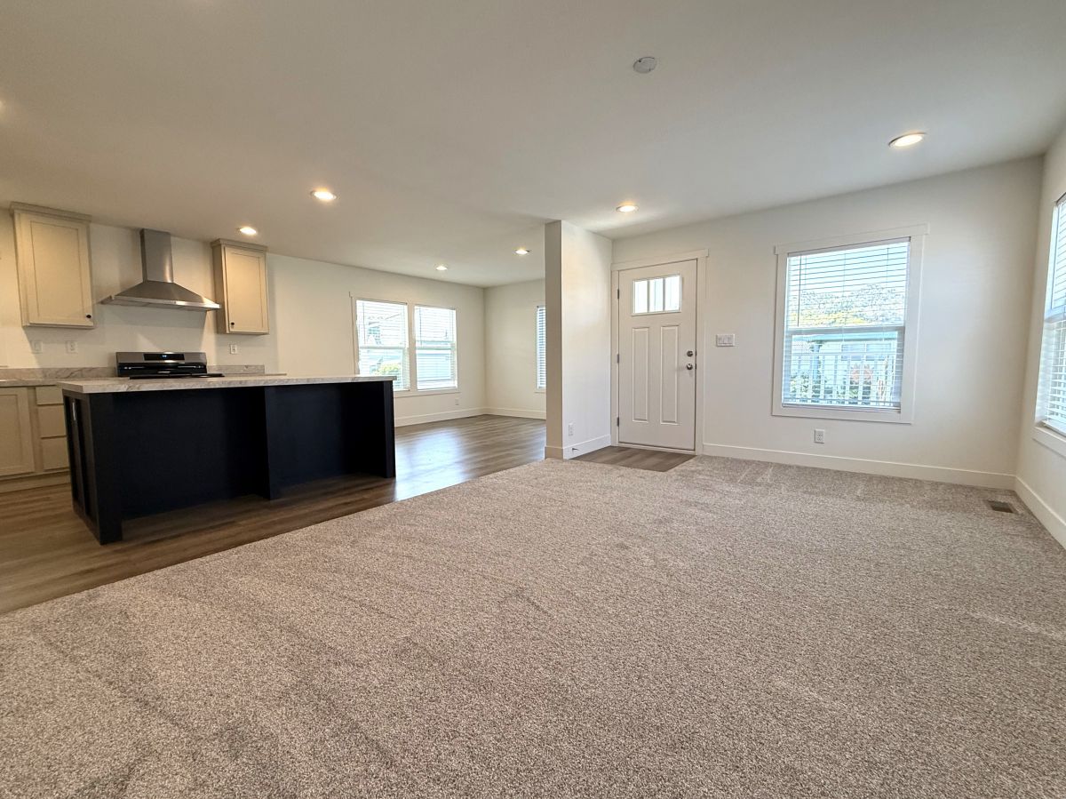 2200 W Wilson St # 023