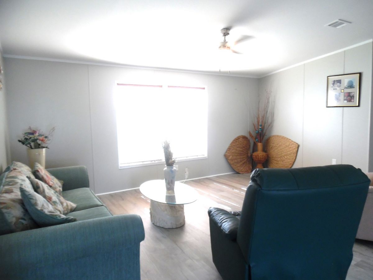 852 Blue Dolphin Ave