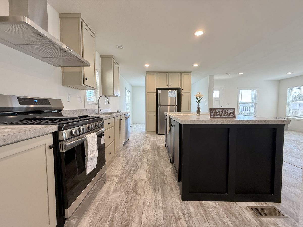 2200 W Wilson St # 171