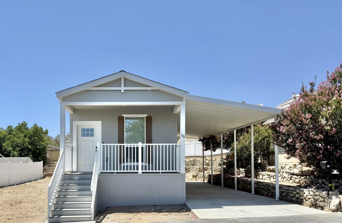 2200 W Wilson St # 050