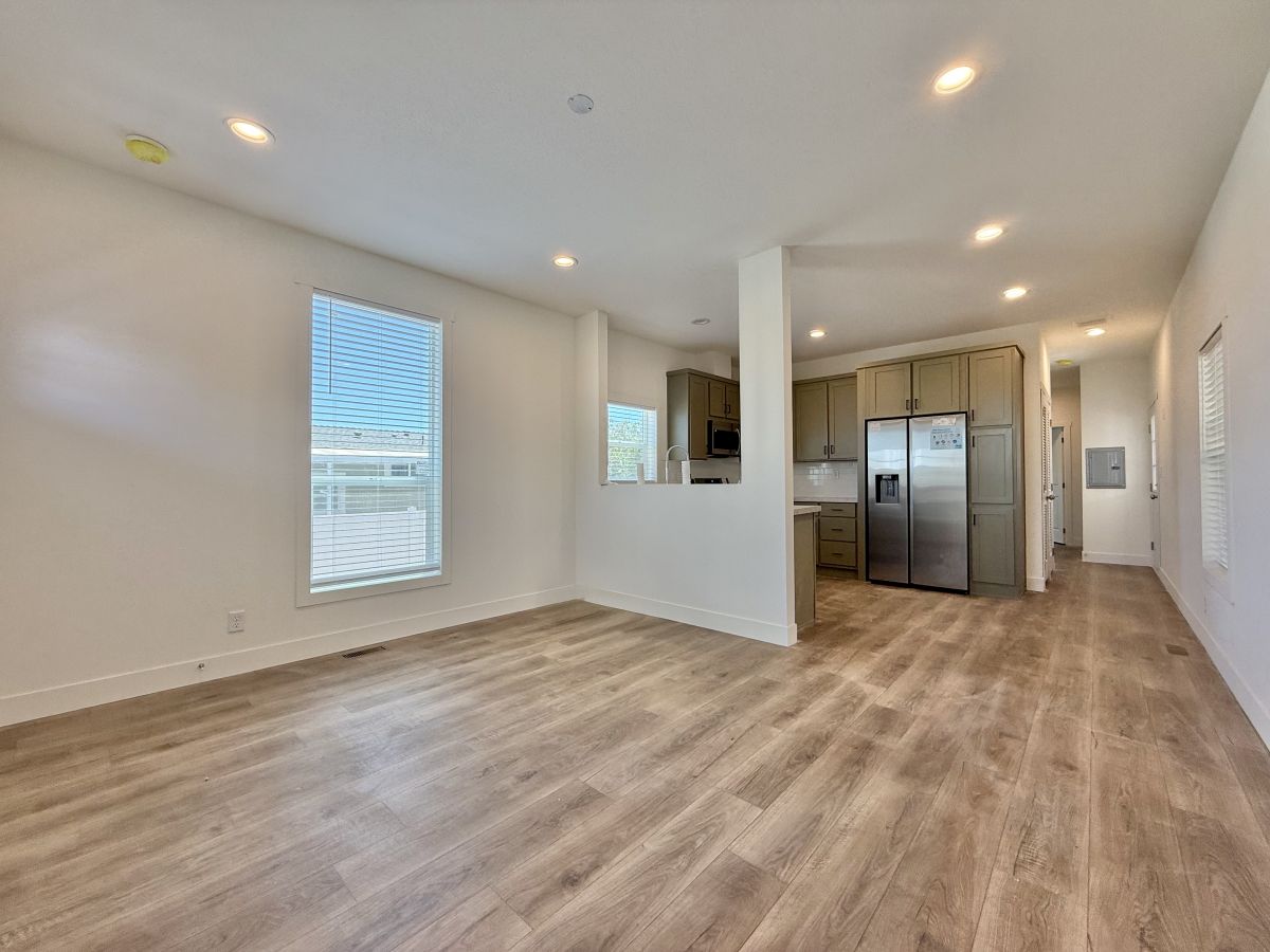 2200 W Wilson St # 050