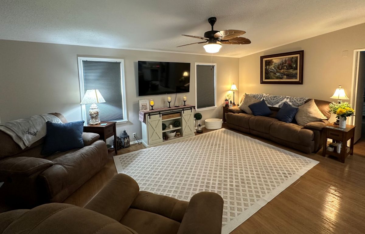 3313 EAST DERRY DRIVE