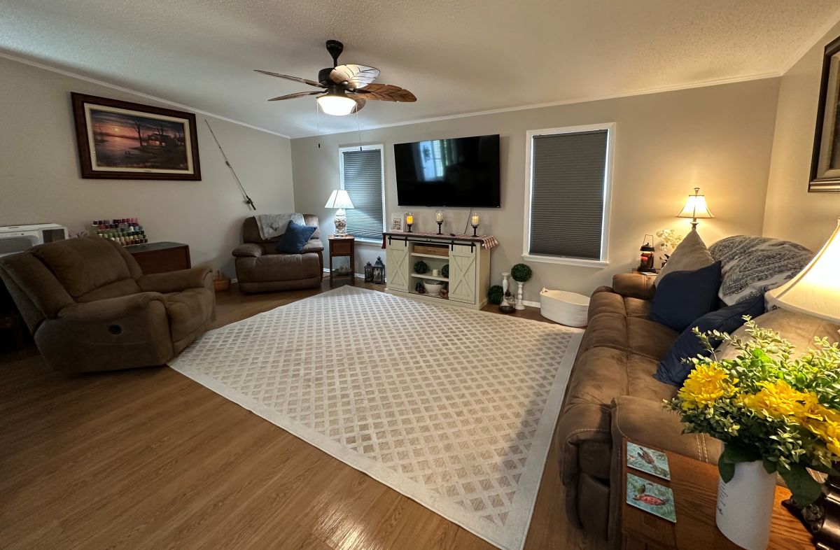 3313 EAST DERRY DRIVE