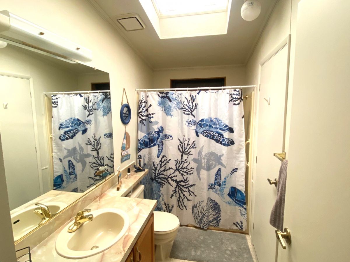 1090 Murray Road, Space 67