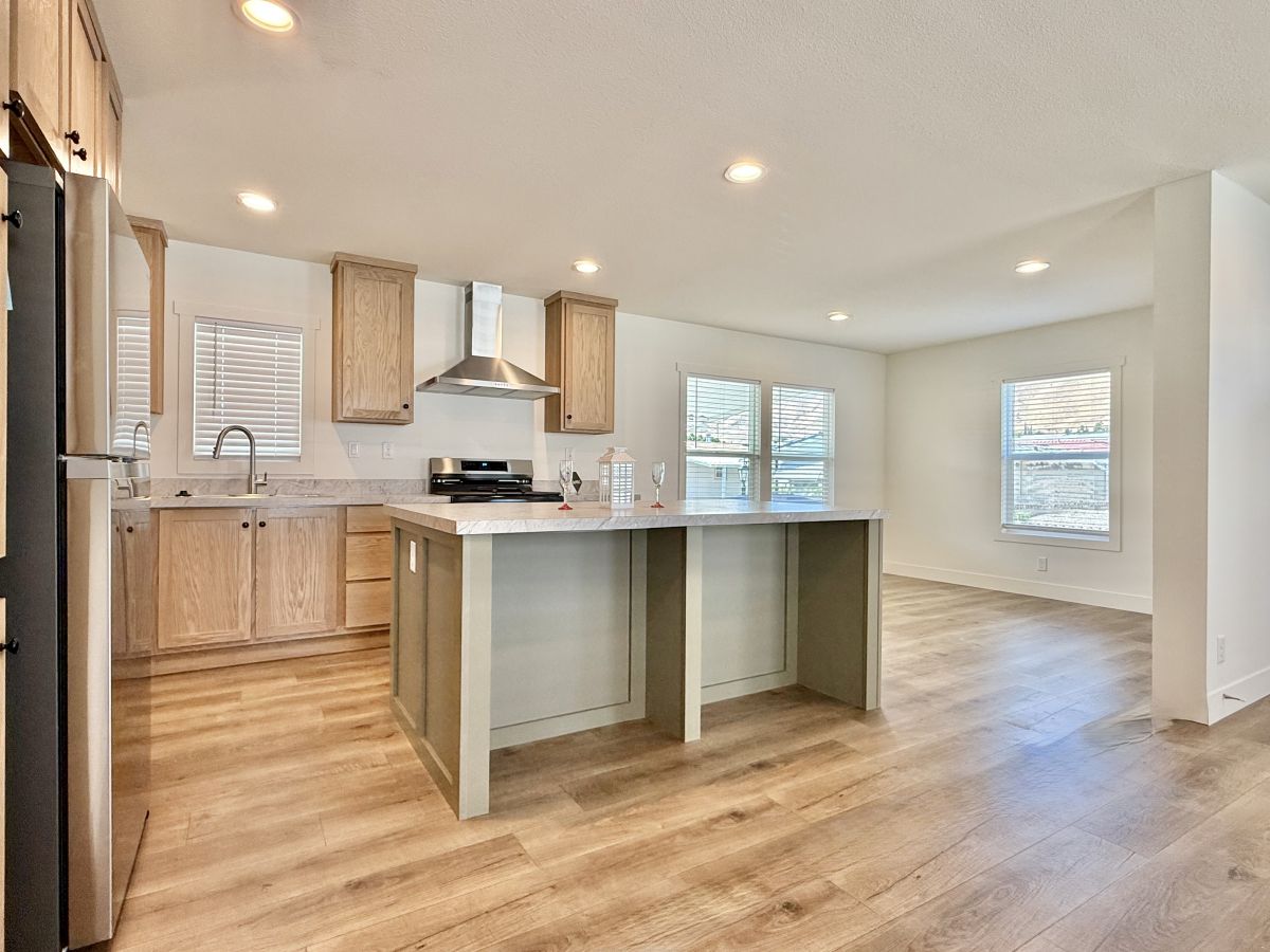 2200 W Wilson St # 115