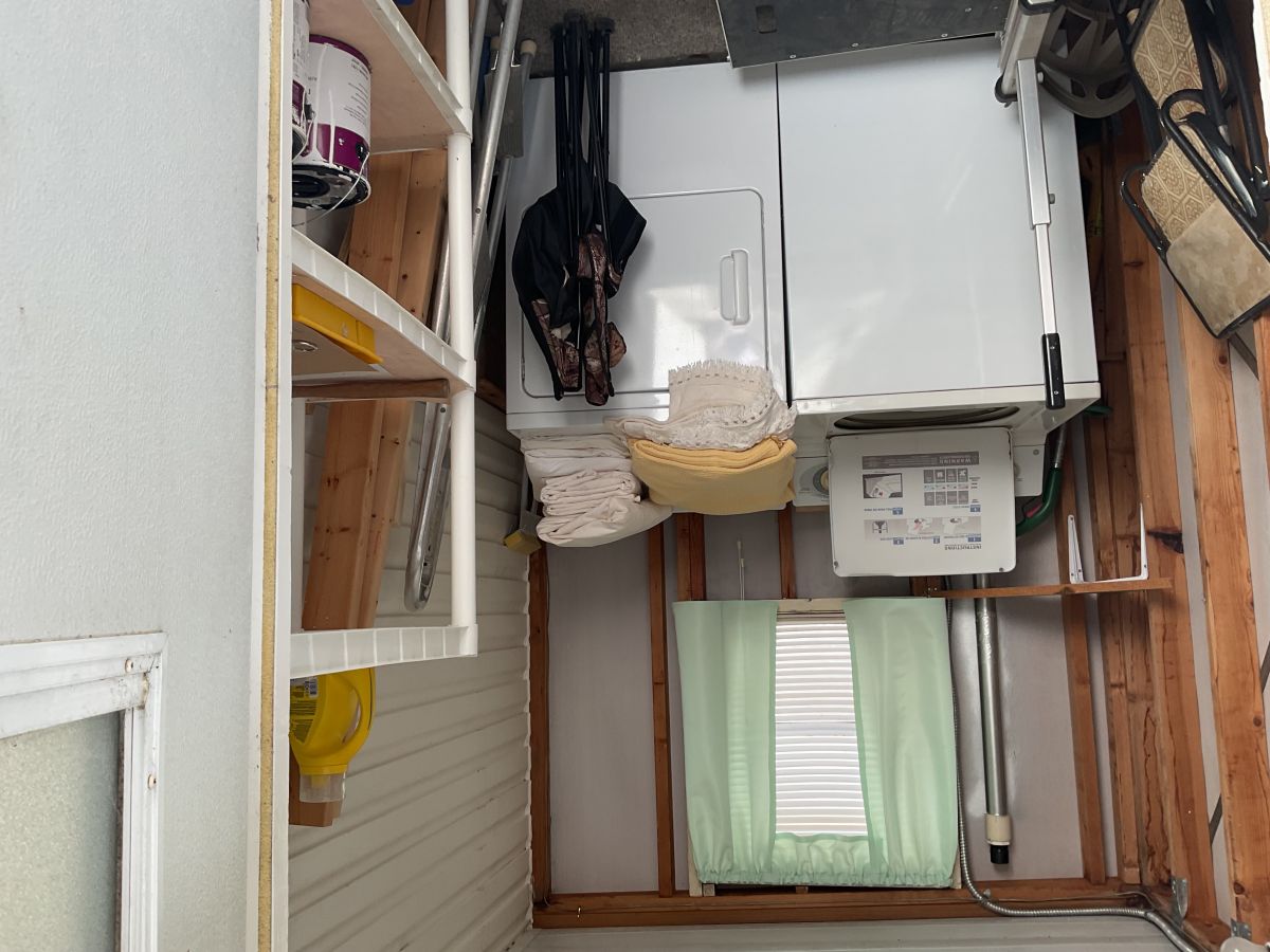 15414 LAKESHORE VILLA CIRCLE