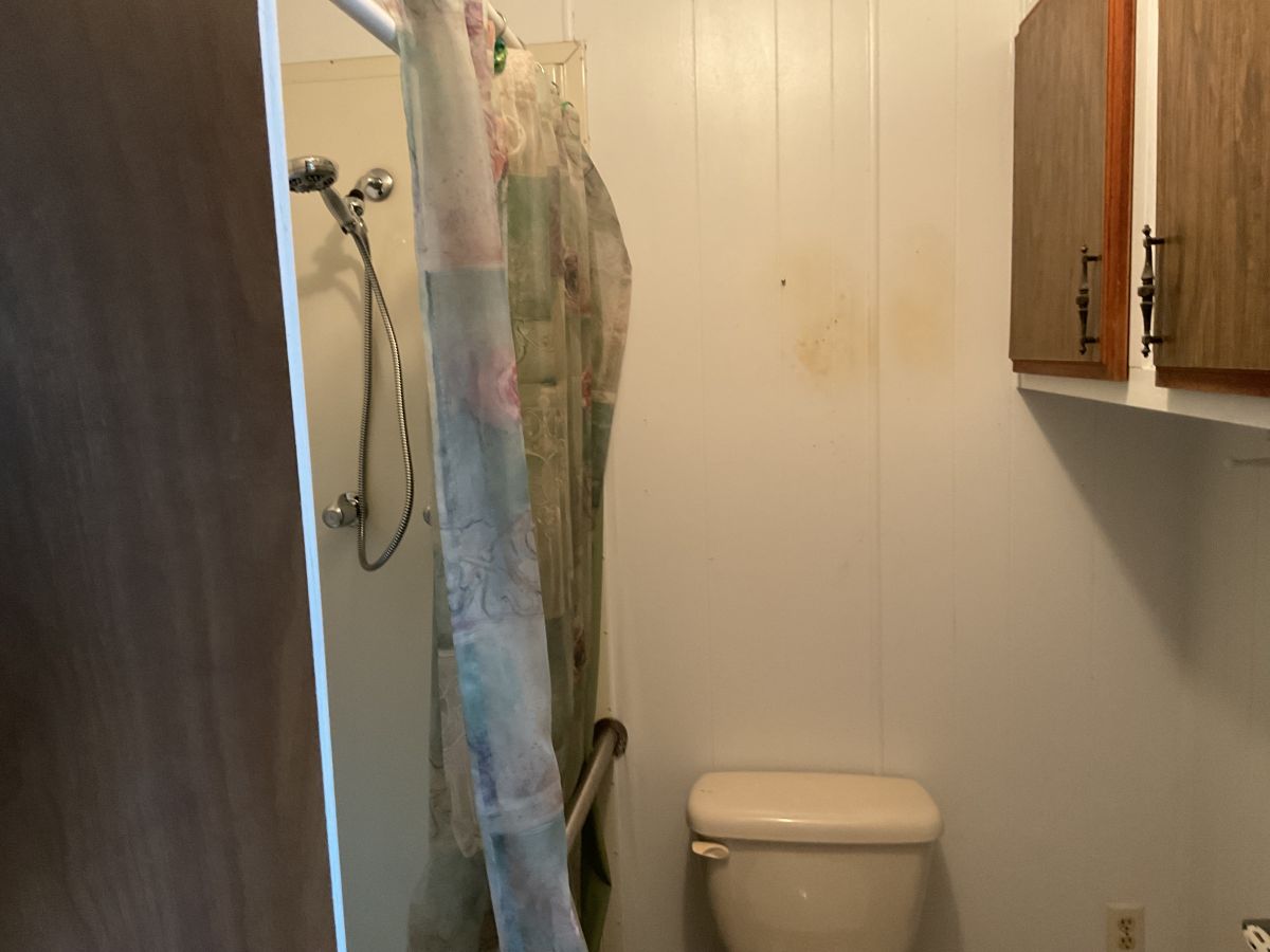 15427 LAKESHORE VILLA BLVD