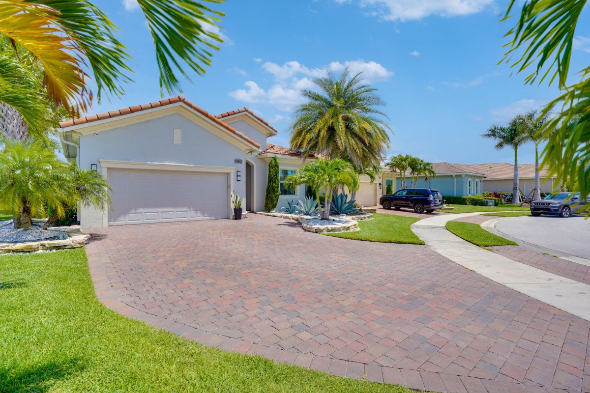 23002 Accesi Way